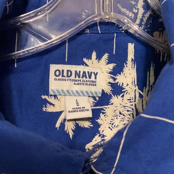 Men’s Hawaiian Shirt Old Navy Blue White Large Summer BBQ Islands - Picture 2 of 4